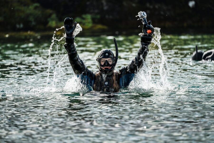 Reykjavík: Silfra Fissure Snorkeling between Two Continents - Gear Up: Dry Suit Reality, Fit Limits, and What to Wear