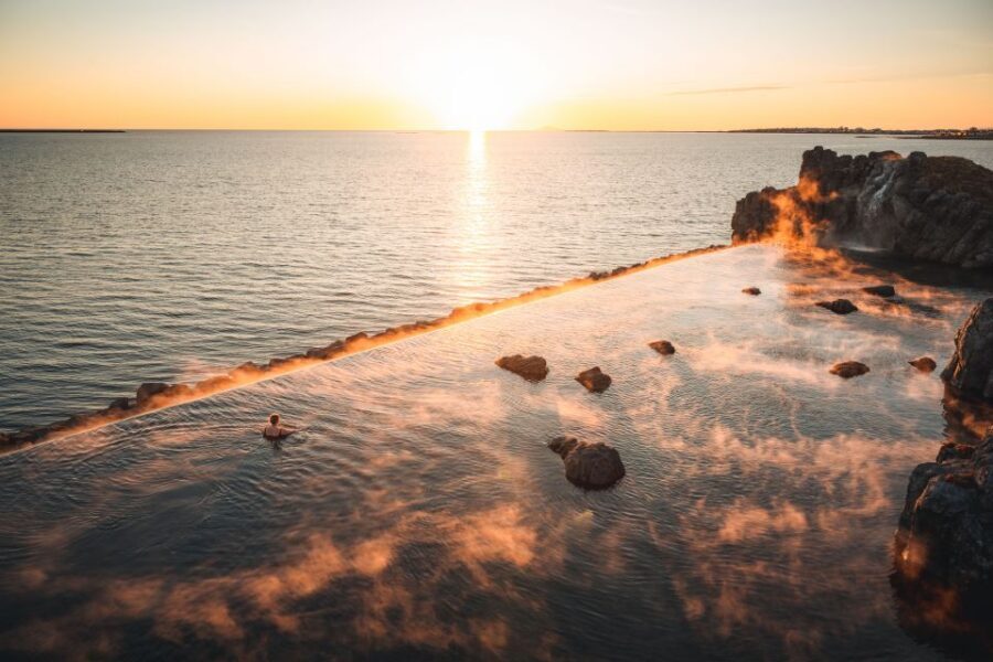 Reykjavik: Sky Lagoon Entrance Pass With 7-Step Spa Ritual - Drinks and the café plan: how to avoid surprise pricing