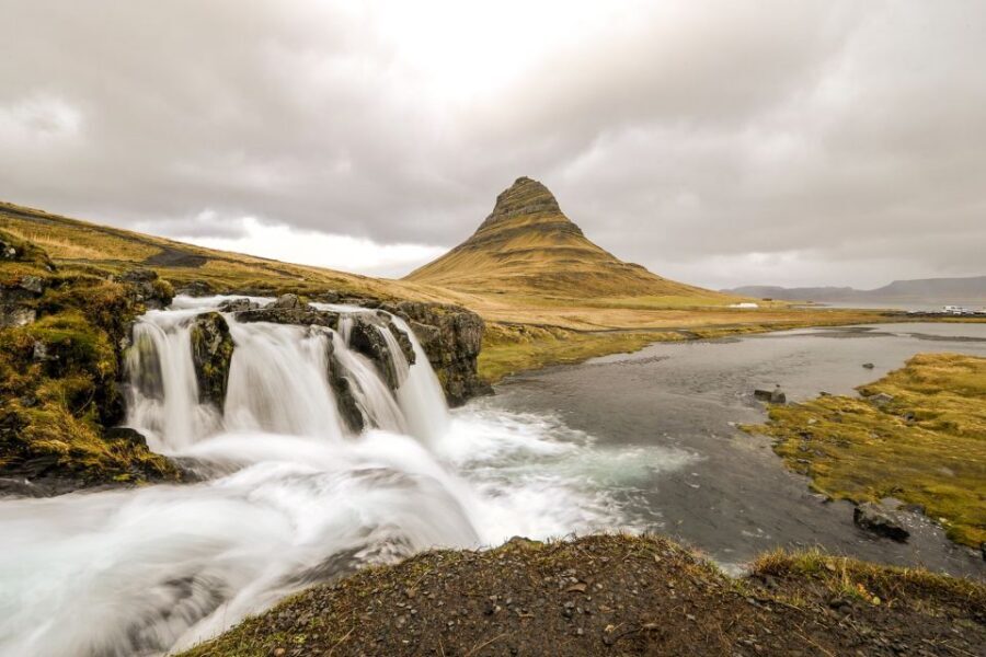 Reykjavik: Snaefellsnes & Mt. Kirkjufell Guided Minibus Tour - Djúpalónssandur: lava-beach walking time, not just scenery from afar