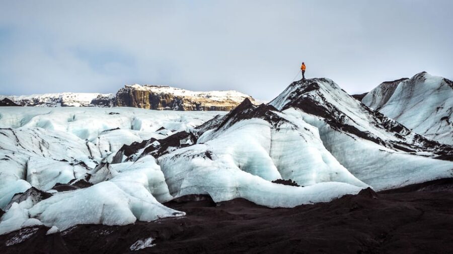 Reykjavík: Sólheimajökull Glacier Hike & Ice Climbing Intro - Who should book this glacier hike and ice climbing intro