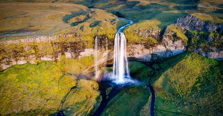 Reykjavík: South Coast Waterfalls, Black Sand & Glacier Tour - Key points that make this South Coast day work