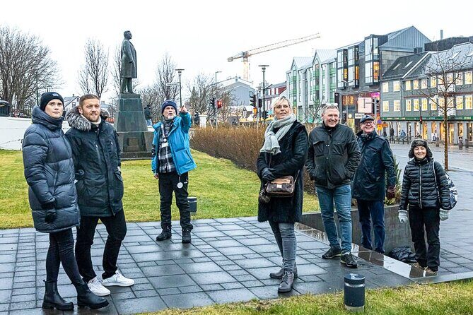 Reykjavik Walking Tour - Walk with a Viking - The Settlement Exhibition: the short stop that changes your understanding
