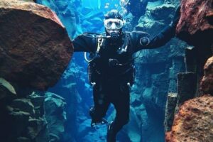 Silfra: Diving Between Tectonic Plates and Pick Up from Reykjavik - Gear up the right way: drysuit fit, warm layers, and safety brief