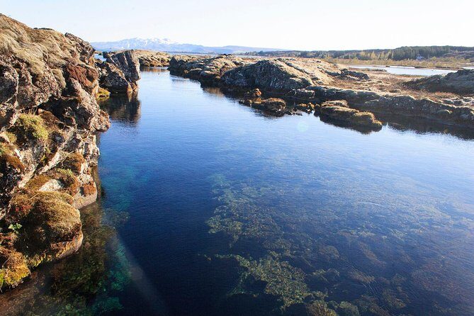 Silfra Drysuit Snorkeling with Free Photos - Meet on Location - Price and value at $140: what you actually get
