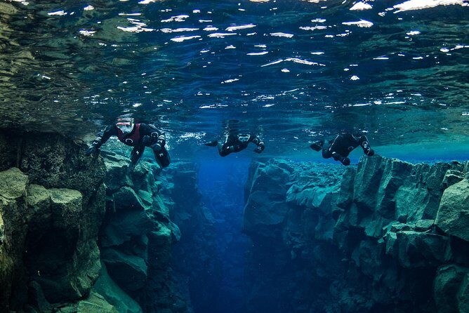 Silfra: Snorkeling Between Tectonic Plates Pick Up from Reykjavik - Hot chocolate and cookies: the nice finish you’ll actually remember