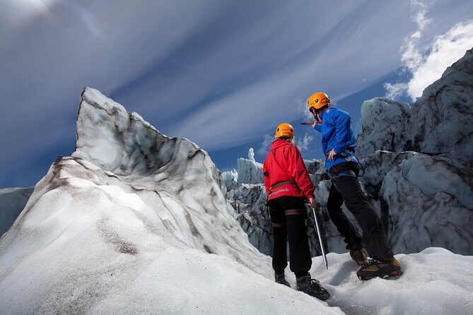 Skaftafell: Blue Ice Glacier Hike on Vatnajökull - From Skaftafell Base Camp to the edge of Falljökull (the part that sets the tone)