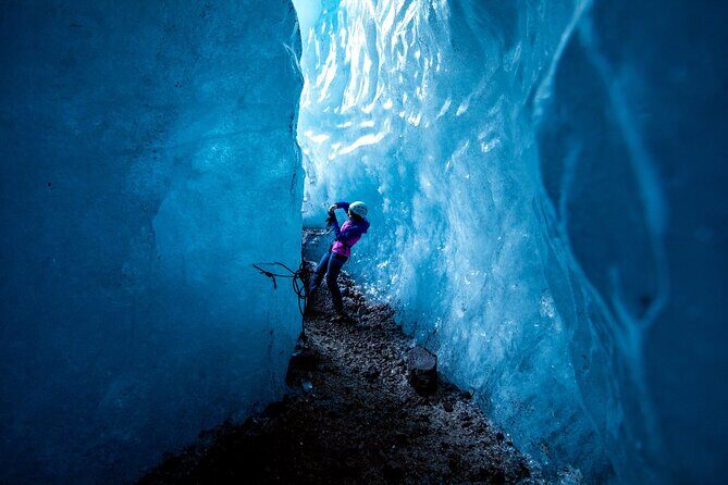 Skaftafell Ice Caving & Glacier Hike - Guides make (and break) the day: what’s repeatedly praised