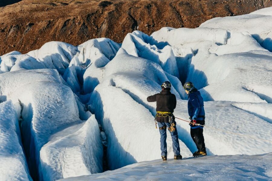 Skaftafell National Park: Falljokull Glacier Easy Hike - Equipment and clothing: what to pack so you enjoy it
