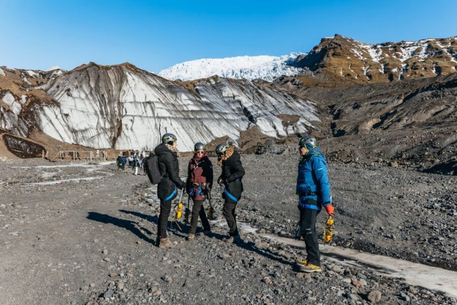 Skaftafell National Park: Falljokull Glacier Easy Hike - Stop-by-stop: how the 3-hour schedule plays out