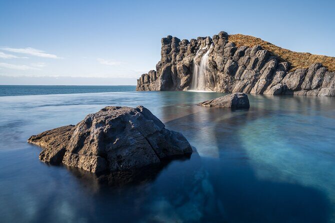 Sky Lagoon Ticket with 7-Step Ritual and Transfers from Reykjavik - En route stops: Mount Keilir and Bessastaðir