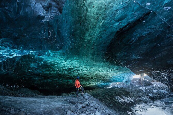 Small-Group Ice Cave Tour from Jökulsárlón - Getting There: The Jökulsárlón Start and the Short Drive to the Glacier