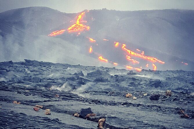 Small Group Volcano Hike with a Professional Geologist - The 6-hour plan: what happens from the meeting point to the crater viewpoint