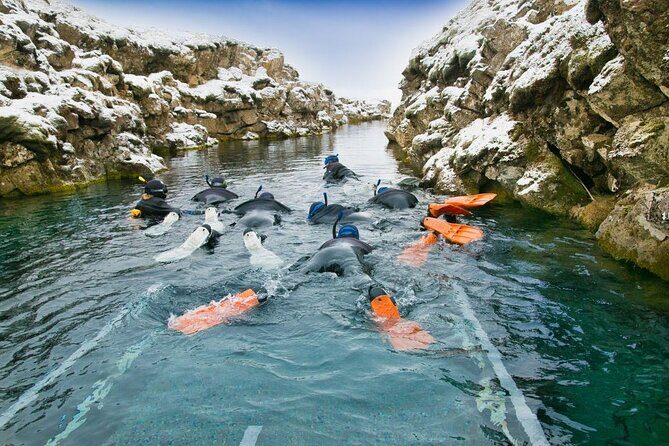 Snorkel the Silfra Fissure-Meet on Location (Free Photos & Cocoa) - The small-group setup (and why timing matters)