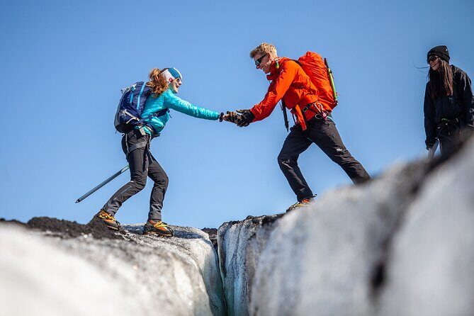 Sólheimajökull Glacier Hike – Adventure in a Small Group - Base Camp in Vik: Gear Up Like a Pro (Without Overthinking It)
