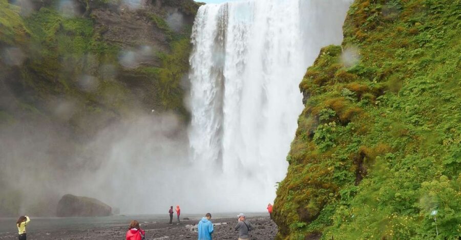 South Coast Classic: Full-Day Tour from Reykjavik - The Volcanic Drive South: Hengill, Lava Fields, and Big Sightlines