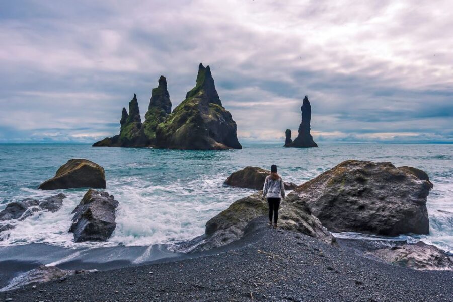 South Coast Classic: Full-Day Tour from Reykjavik - Hvolsvöllur Break and the Setup for the Glacier Stop