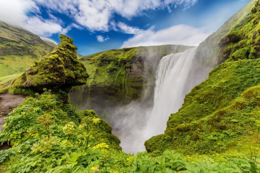 South Coast Classic: Full-Day Tour from Reykjavik - Vík in 10 Minutes: How to Make a Small Town Stop Count