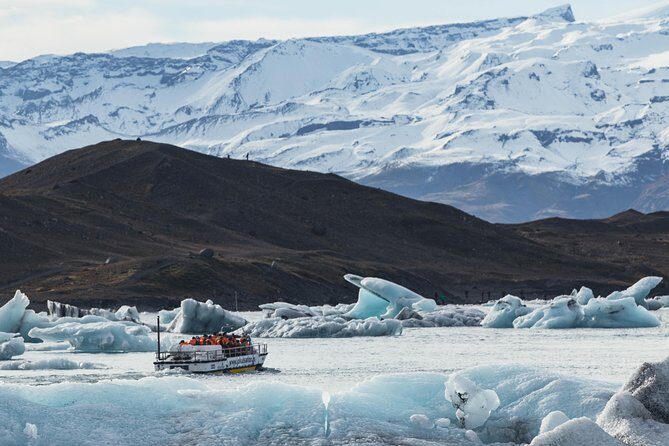 South Coast, Diamond Beach and Glacier Lagoon Day Tour - Jokulsárlón Lagoon and Diamond Beach: the ice-and-black-sand combo