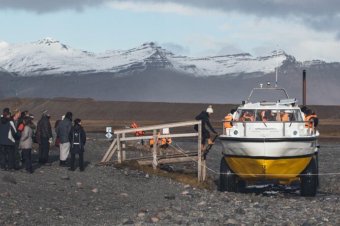 South Coast, Diamond Beach and Glacier Lagoon Day Tour - Skeiðarársandur black-sand driving: the weirdly memorable “in-between”
