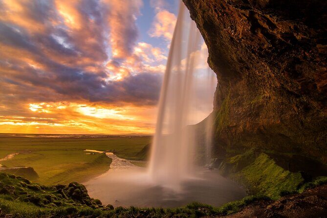 South Coast Sagas: Small Group Tour with Pick-up from Reykjavik - Reykjavik Pickup to the Van: How to Avoid Morning Stress