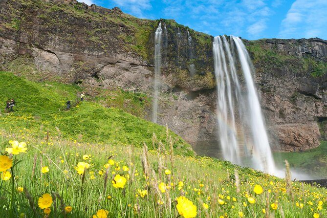 South Coast Sagas: Small Group Tour with Pick-up from Reykjavik - Weather, Comfort, and Photo Tips for Wet Iceland