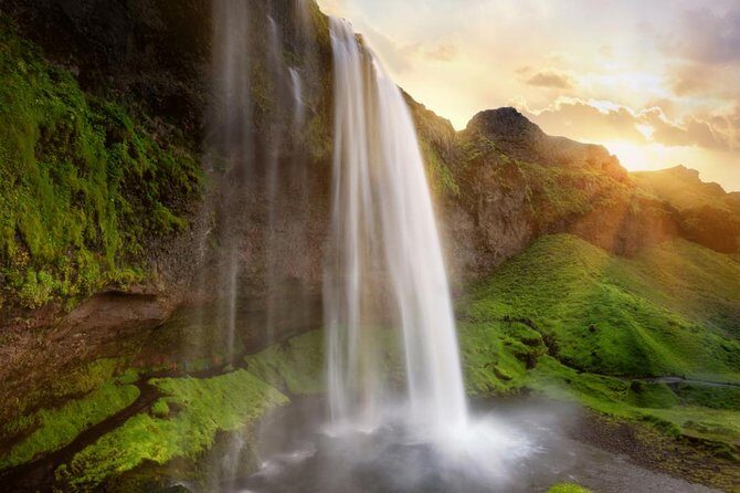 South Coast Waterfall, Black Beach, Glacier Adventure Small Group - Solheimajokull Glacier Option: 1.5 Hours on the Ice