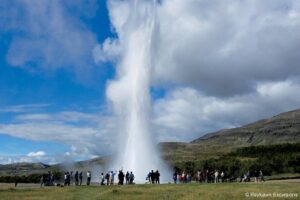 The Golden Circle Guided Bus Tour from Reykjavik - Meeting point, pickup, and how to avoid the wrong-bus stress