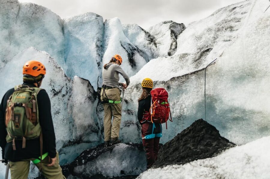 Vik: Guided Sólheimajökull Glacier Hike - What to wear and bring so the hike feels easy