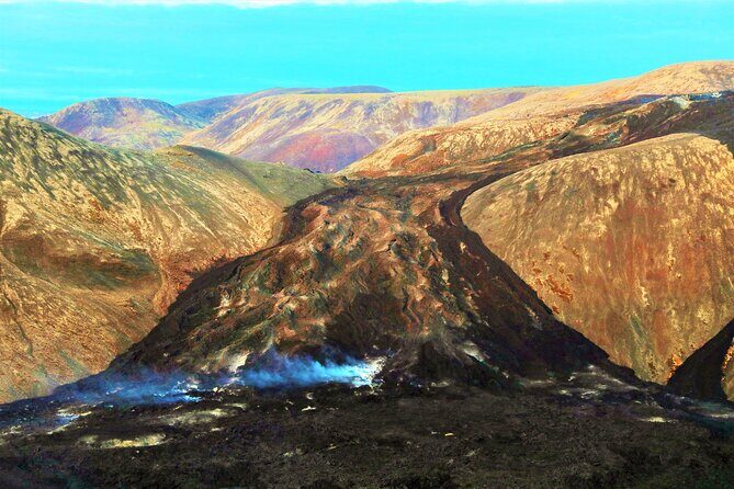 Volcano Eruption Site Hike from Reykjavik - What to pack so you’re comfortable on rough, wet ground