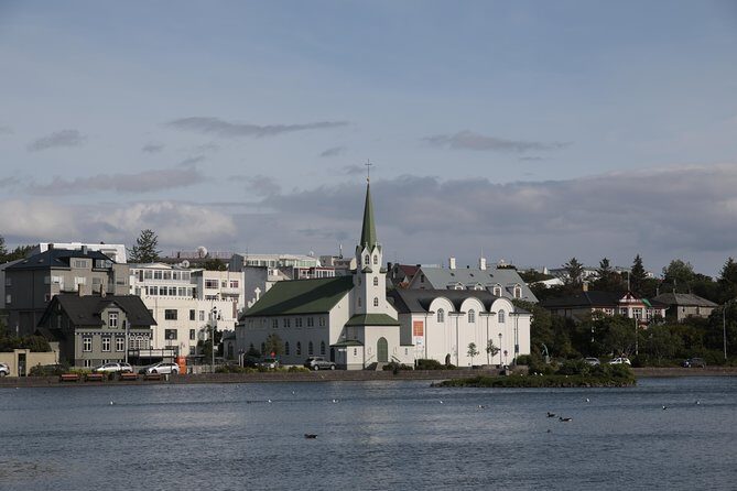 Walking tour of Reykjavik city - Stop 3: The National Theatre of Iceland and Its Architecture
